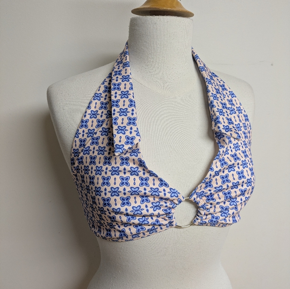 Boohoo Pinup Retro Style Collared Halter Top - Picture 5 of 12